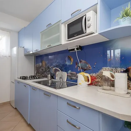 Apartmán With Parking Space Dugi Rat, Omis - 19516 Dugi Rat
